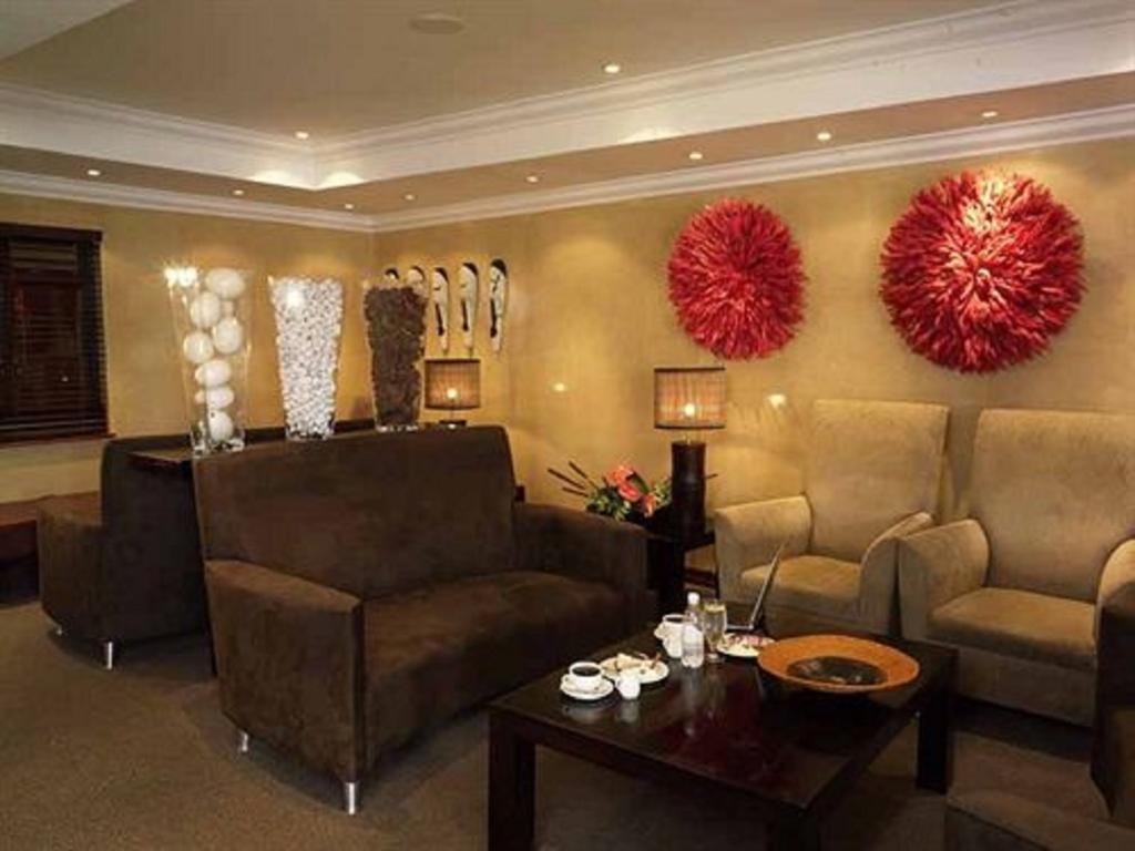 Peermont Mondior Hotel غابورون المظهر الخارجي الصورة