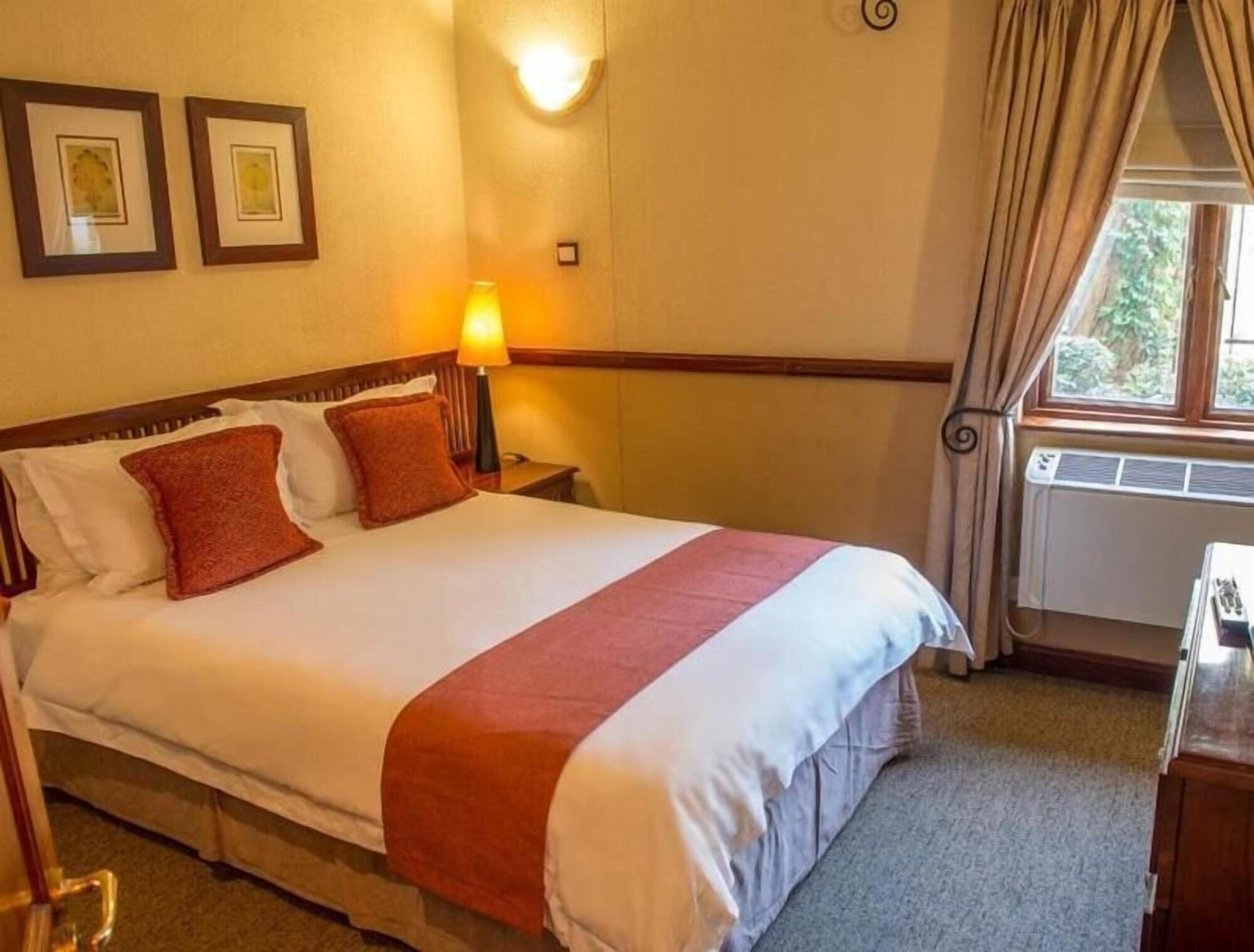 Peermont Mondior Hotel غابورون المظهر الخارجي الصورة
