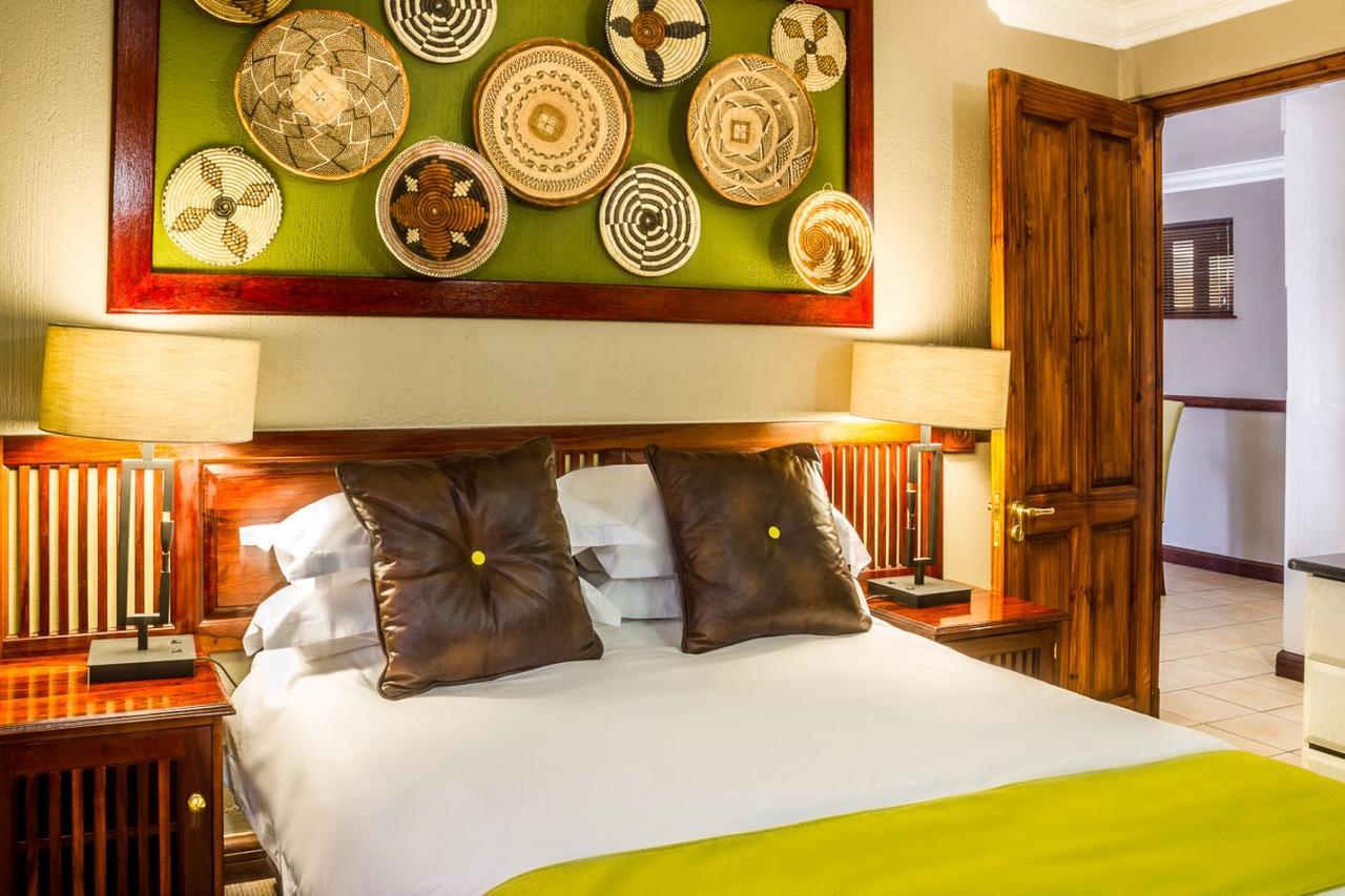 Peermont Mondior Hotel غابورون المظهر الخارجي الصورة