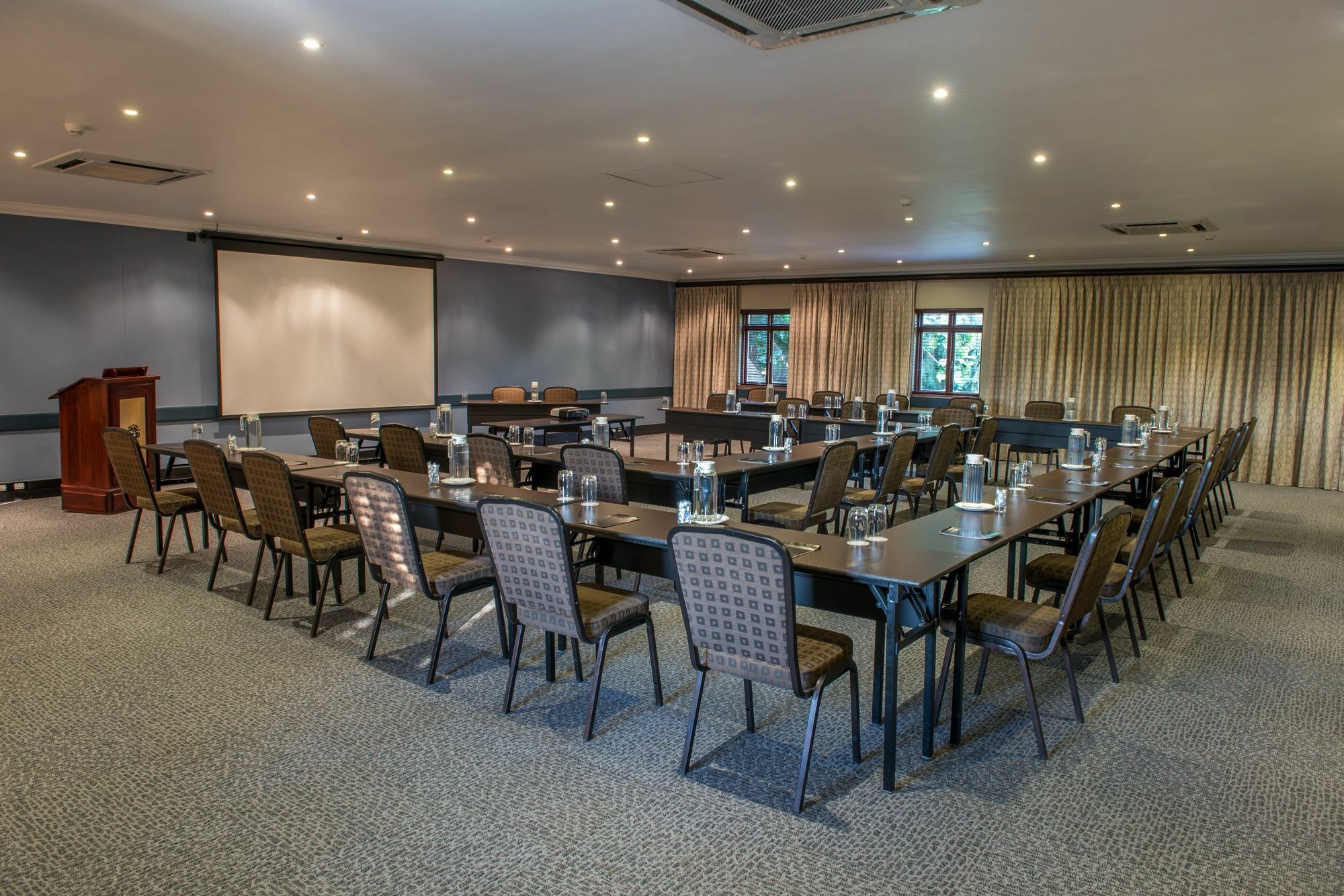 Peermont Mondior Hotel غابورون المظهر الخارجي الصورة